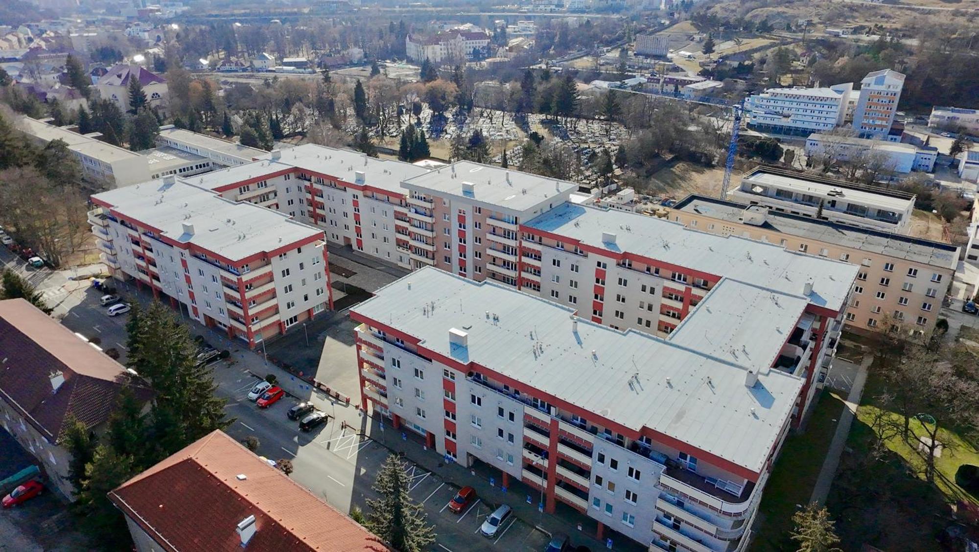 Simcity 3 I City Centre & Free Parking 24H Self Check-In Banská Bystrica Exterior photo