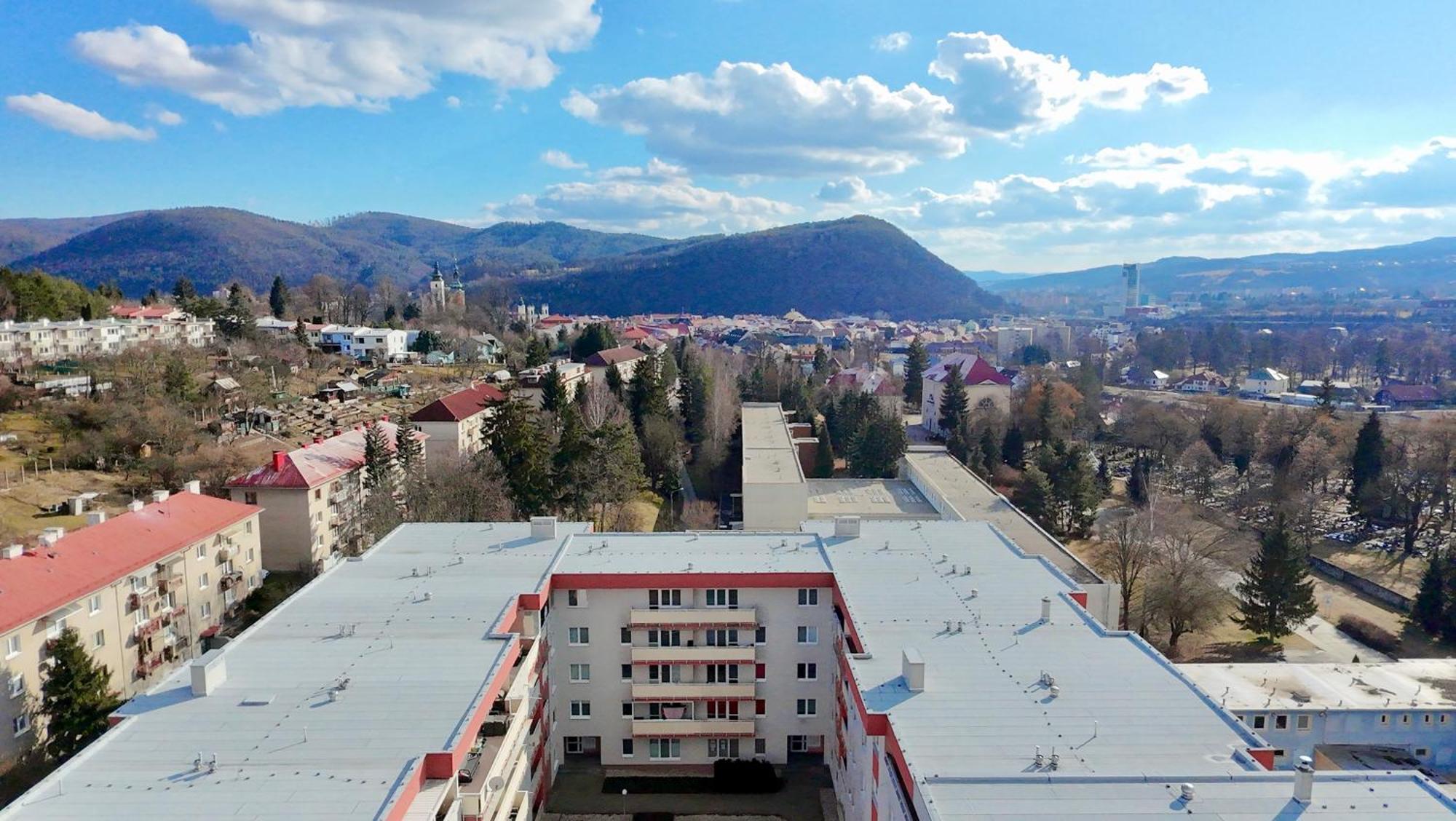 Simcity 3 I City Centre & Free Parking 24H Self Check-In Banská Bystrica Exterior photo